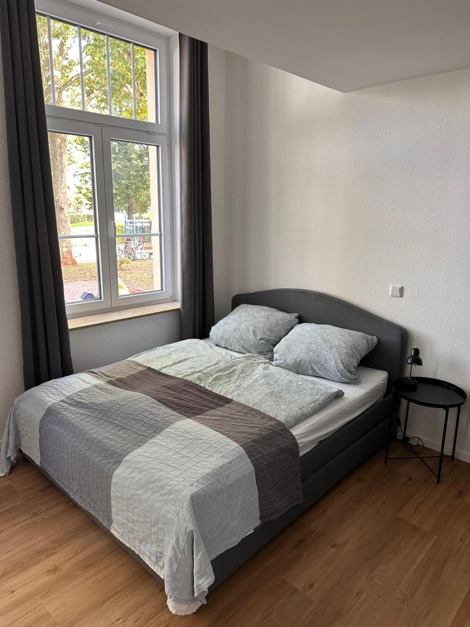Zentrales Apartment Mit Parkplatz هوكنهايم المظهر الخارجي الصورة